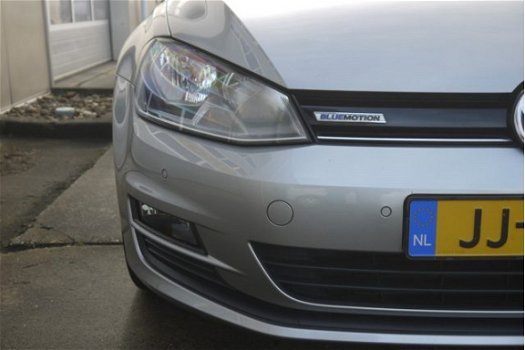 Volkswagen Golf Variant - 1.0 TSI Connected Series Nav/climate/Camera/PDC - 1
