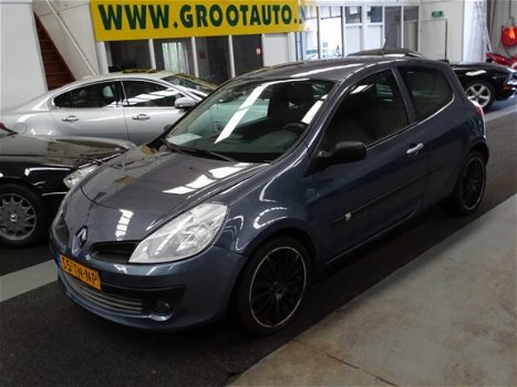 Renault Clio - 1.4-16V Expression Airco Nap 160704 km - 1