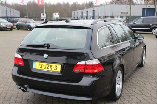 BMW 5-serie Touring - 520d Corporate Lease Business Line Edition I Euro 5, NL auto airco, radio cd s - 1