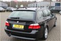 BMW 5-serie Touring - 520d Corporate Lease Business Line Edition I Euro 5, NL auto airco, radio cd s - 1 - Thumbnail