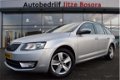 Skoda Octavia Combi - 1.6 TDi Greenline Businessline ECC, Full Map Navi, Trekhaak, Dealer Onderhoude - 1 - Thumbnail