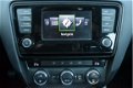 Skoda Octavia Combi - 1.6 TDi Greenline Businessline ECC, Full Map Navi, Trekhaak, Dealer Onderhoude - 1 - Thumbnail