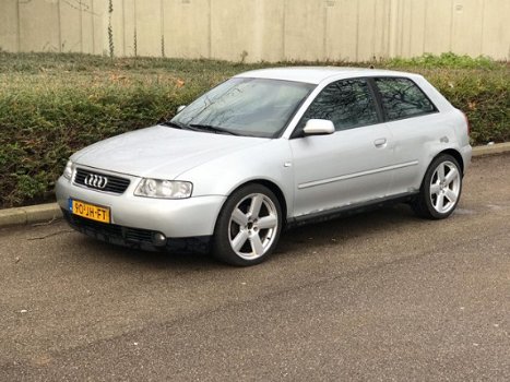 Audi A3 - 1.9 TDI Ambition 74KW MOTOR-BAK %100 GOED - 1