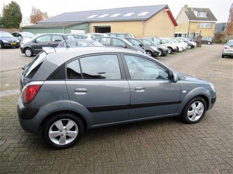 Kia Rio - 1.4 M-bition Airco - 1