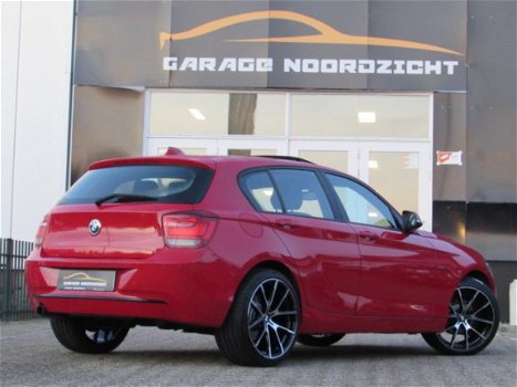 BMW 1-serie - 116i Sport NAVIGATIE PROF|XENON|SCHUIFDAK|PDC|19 INCH M-VELGEN| - 1