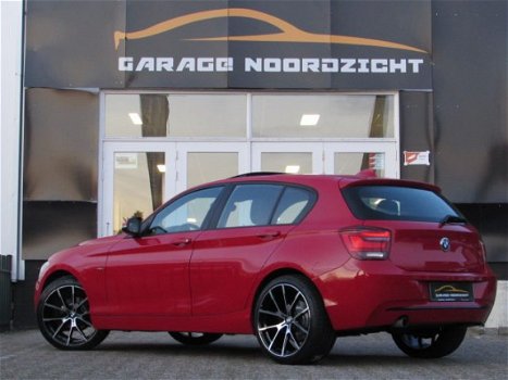 BMW 1-serie - 116i Sport NAVIGATIE PROF|XENON|SCHUIFDAK|PDC|19 INCH M-VELGEN| - 1