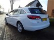 Opel Astra - 1.0 Turbo 105PK Business+ Navi/ Climate/ NL auto - 1 - Thumbnail