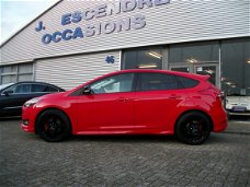 Ford Focus - 1.5 ST-Line Climate C, Navigatie, Lmv, Pdc