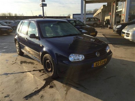 Volkswagen Golf - 1.4 16v - 1