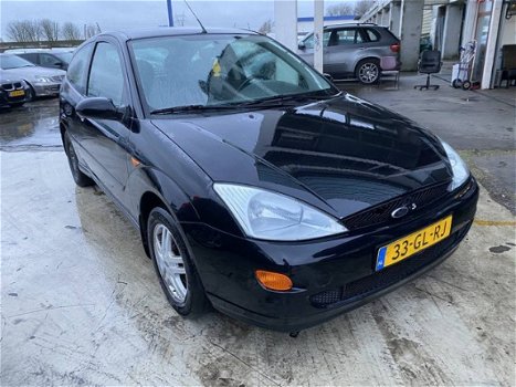 Ford Focus - 1.6-16V Trend - 1