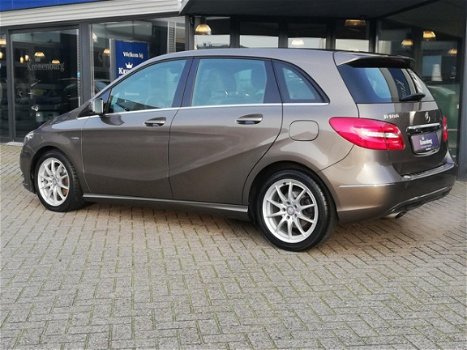 Mercedes-Benz B-klasse - 180 AUTOMAAT SPORTPAKKET (LEDER CLIMATE CRUISE XENON 17INCH ZEER NETTE AUTO - 1