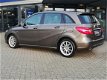 Mercedes-Benz B-klasse - 180 AUTOMAAT SPORTPAKKET (LEDER CLIMATE CRUISE XENON 17INCH ZEER NETTE AUTO - 1 - Thumbnail