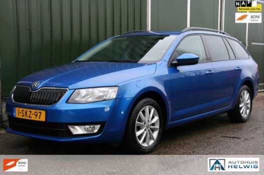 Skoda Octavia Combi - 1.2 TSI Greentech Ambition Businessline AIRCO, NAVIGATIE, TREKHAAK - 1