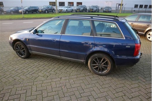 Audi A4 Avant - 1.6 Advance APK 8 2020 / AIRCO / VASTE PRIJS - 1