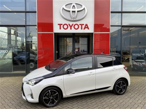 Toyota Yaris - 1.5 Hybrid Bi-Tone Navigatie, Climate, Cruise c. Dealer onderhouden, LED verlichting, - 1