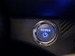 Toyota Yaris - 1.5 Hybrid Bi-Tone Navigatie, Climate, Cruise c. Dealer onderhouden, LED verlichting, - 1 - Thumbnail