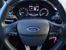 Ford Fiesta - 1.0 EcoBoost 100pk Automaat Titanium 5drs