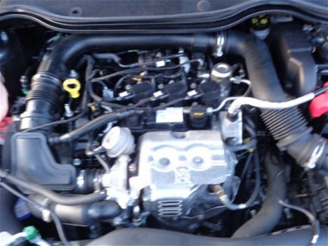 Ford Fiesta - 1.0 EcoBoost 100pk Automaat Titanium 5drs - 1