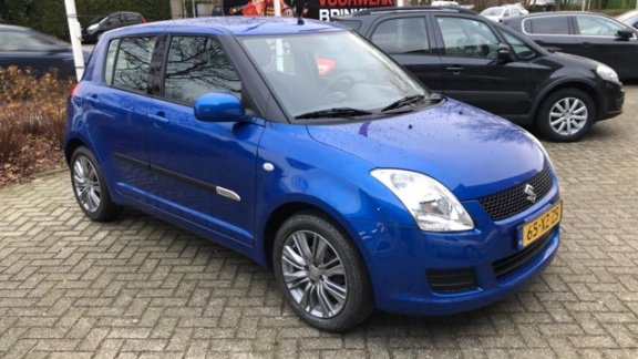 Suzuki Swift - 1.3 5D Comfort Cool - 1