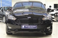 Ford Focus - 1.0 ECOBOOST 125 PK ST-LINE / NAVI / CAMERA / CARKIT /