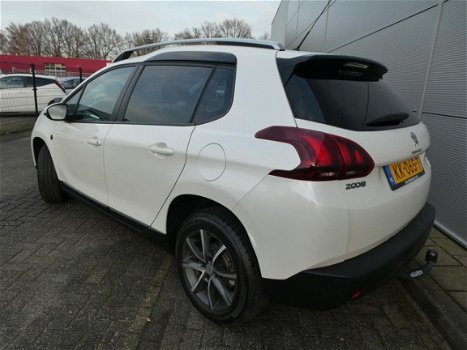 Peugeot 2008 - 1.2 PureTech 110pk Dakar Edition Panorama/Trekhaak - 1