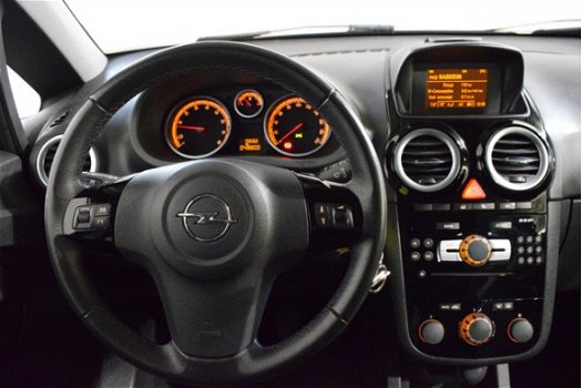 Opel Corsa - 1.2 85pk 5-deurs Design Edition | E.C.C. | CRUISE CONTROL | L.M.V. | 48.799 KM - 1