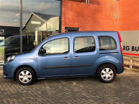 Renault Kangoo Family - 1.2 TCe Expression Start&Stop Navigatie, Trekhaak, Set winterbanden - 1