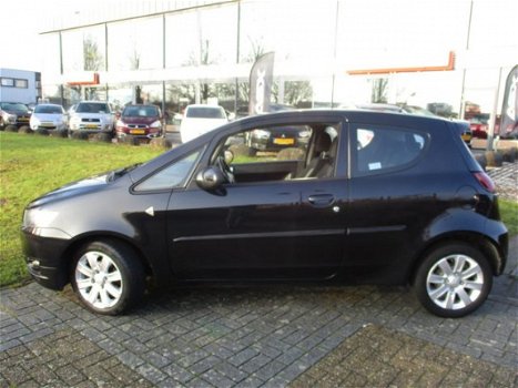 Mitsubishi Colt - 1.3 Intro Edition - 1