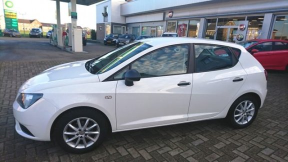 Seat Ibiza - 1.2 TSI 5-Drs Style 85pk Airco Rijklaar - 1