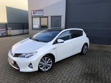 Toyota Auris - 1.8 Hybrid Executive Trekhaak/Camera/Pano/Slechts 63DKM