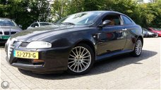 Alfa Romeo GT - 2.0 JTS DISTINCTIVE AUTOMAAT/ MOTORMODIFICATIE