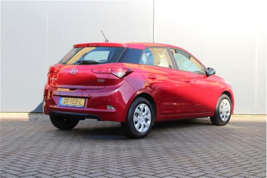 Hyundai i20 - 1.2 HP i-Motion 5drs | Nieuwjaarsactie | Parkeersensoren | Cruise control | Airco | Bl - 1