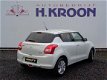 Suzuki Swift - 1.2 Select Smart Hybrid NIEUW KENTEKENVOORDEEL, TOT 10 JAAR GARANTIE - 1 - Thumbnail