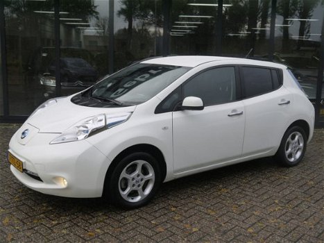 Nissan LEAF - Acenta 24 kWh *INCL. BTW* *Navigatie* Achteruitrijcamera* Export - 1