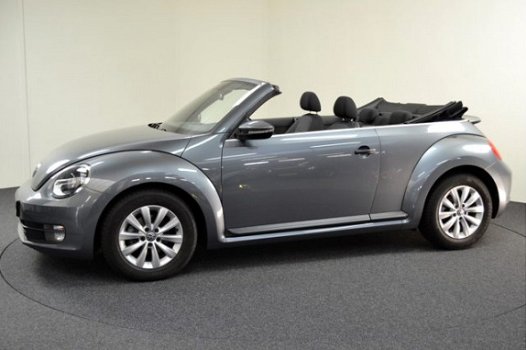 Volkswagen Beetle Cabriolet - 1.2 TSI 105PK BMT Trend - 1