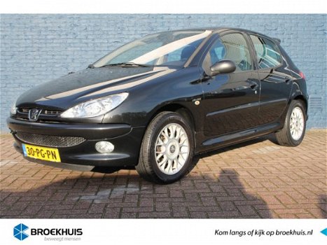 Peugeot 206 - 5drs 1.4-16V Gentry | Airconditioning | Lichtmetaal | Spoiler | - 1