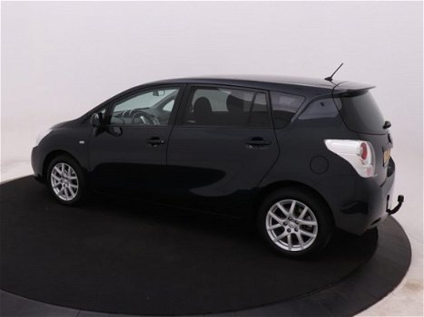 Toyota Verso - 1.8 VVT-i Business 147 PK | trekhaak | navigatie | panoramadak | NEFKENS DEAL | - 1