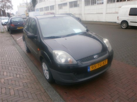 Ford Fiesta - 1.3-8V Style - 1