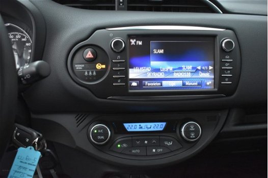 Toyota Yaris - 1.5 Hybrid Design Sport 100pk Automaat | Climatecontrol | Stoelverwarming | - 1