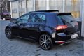 Volkswagen Golf - 2.0 GTD DSG Pano|Navi|Xenon|DCC Zwart Metallic - 1 - Thumbnail