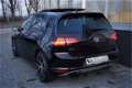 Volkswagen Golf - 2.0 GTD DSG Pano|Navi|Xenon|DCC Zwart Metallic - 1 - Thumbnail