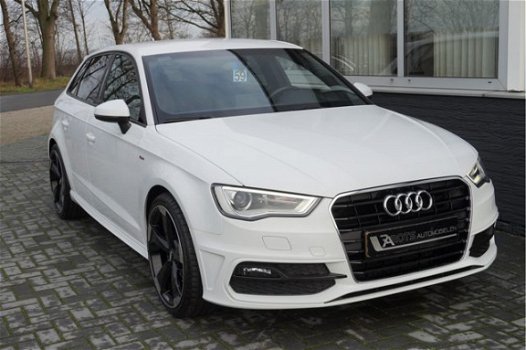 Audi A3 Sportback - 1.4 TFSI CoD S-Line MMI|Xenon|Cruis|PDC Wit - 1