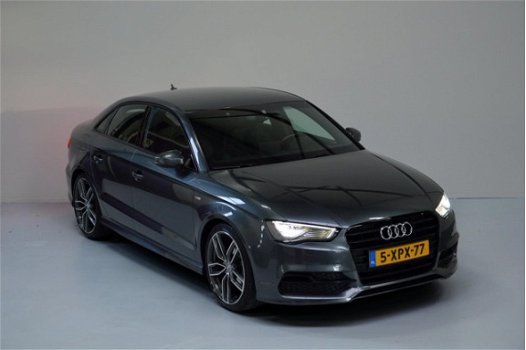 Audi A3 Limousine - 1.4 TFSI CoD 150pk Automaat 3x S-Line Sport *EINDEJAARSAANBIEDING*Led/19-Inch/Or - 1