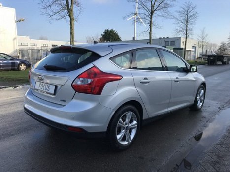 Ford Focus - 1.0 EcoBoost Trend 5-Deurs 125 PK. Clima, CPV, Elektr.ramen, Parkeerhulp, Radio-CD, LMv - 1