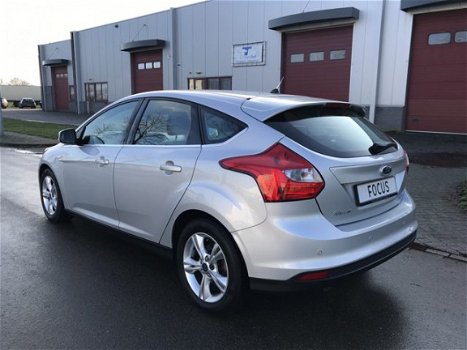 Ford Focus - 1.0 EcoBoost Trend 5-Deurs 125 PK. Clima, CPV, Elektr.ramen, Parkeerhulp, Radio-CD, LMv - 1