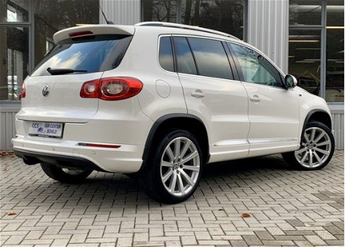 Volkswagen Tiguan - 1.4 TSI. R Line. NAVI, CRUISE, ECC, PDC - 1