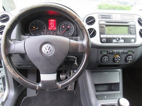 Volkswagen Golf Plus - 1.4 TSI Cross Navi / Pdc / Clima / Stoelverw. / Cruise - 1