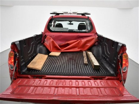 Mitsubishi L 200 - 2.5 DI-D CLUB CAB 4X4 + AIRCO / FRONTLIER - 1