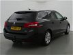 Peugeot 308 SW - 1.6 BLUE LEASE EXECUTIVE + NAVIGATIE / PANORAMA / TREKHAAK - 1 - Thumbnail