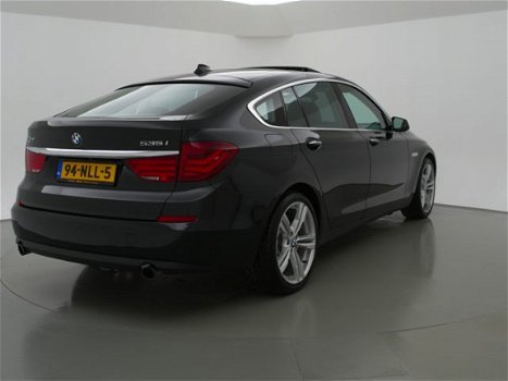 BMW 5-serie Gran Turismo - 535i 306 PK AUT8. H.E. + REAR ENTERTAINMENT / HEAD-UP / NIGHT VISION / SU - 1